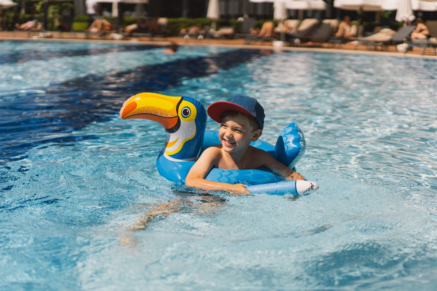 Let's go cool off at a water park this summer.